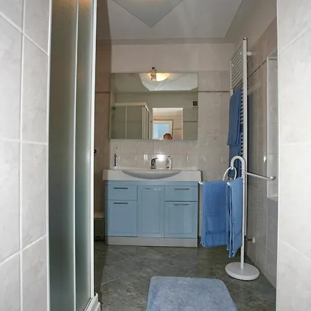 21 לינה וארוחת בוקר 3*
